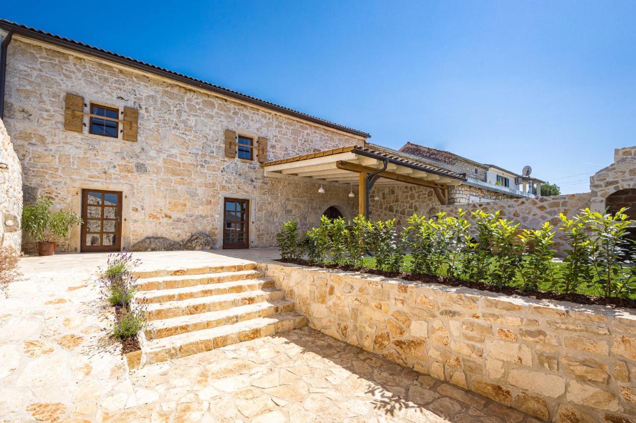 Holiday home Stone House Dijana Istria Sveti Lovrec