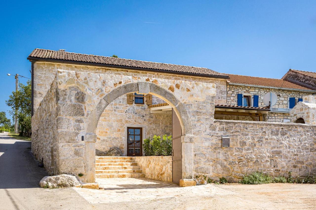 Holiday home Stone House Dijana Istria Sveti Lovrec *