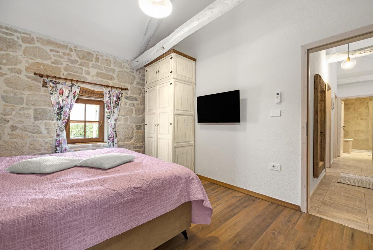 Holiday home Stone House Dijana Istria Sveti Lovrec *